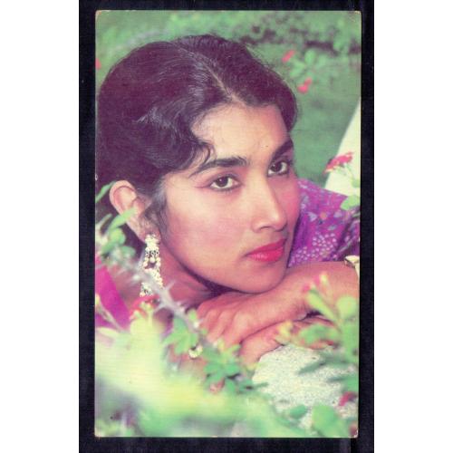 WITH COMPLIMENTS FROM THE MAKERS OF INTERNATIONAL LUX * 1960's * PAKISTAN CINEMA FAMOUS ACTRESS ** Sultana Zaman ** POSTCARD * Make Offer