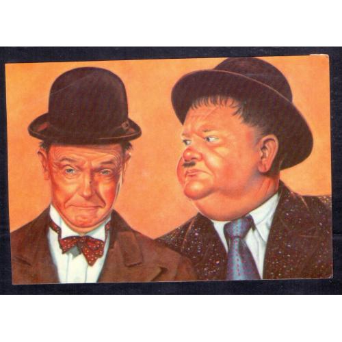 ** LAUREL AND HARDY ** VERY FAMOUS VINTAGE HOLLYWOOD MOVIES COMEDY TEAM , VINTAGE POSTCARD (PRINTED IN PAKISTAN) * Make Offer